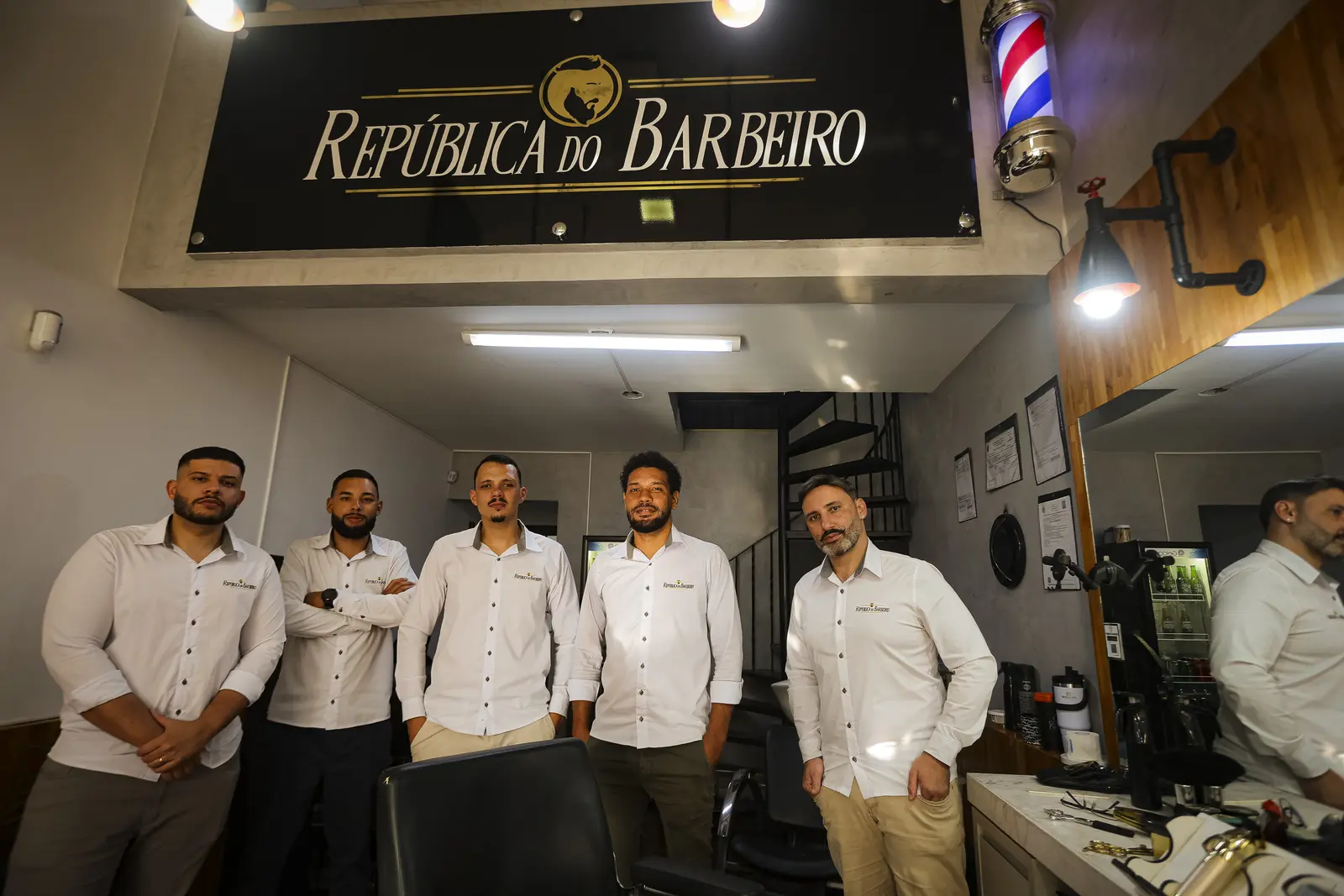 Progressiva — República do Barbeiro, Água Verde, Curitiba